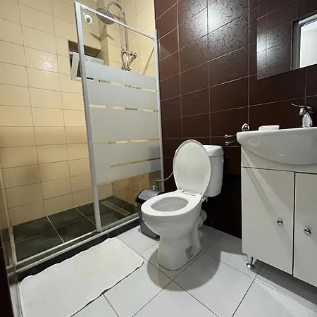 Glow De Inchiriat Guest house 3*