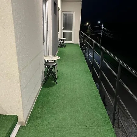 Glow De Inchiriat 3* Costinesti