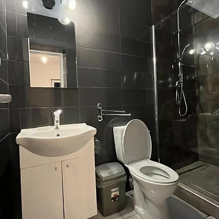 Glow De Inchiriat Guest house