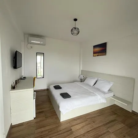 Glow De Inchiriat Guest house Costinesti