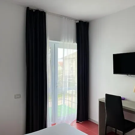 Guest house Glow De Inchiriat Costinesti