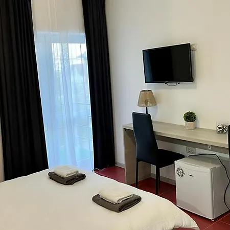 Glow De Inchiriat Guest house Costinesti