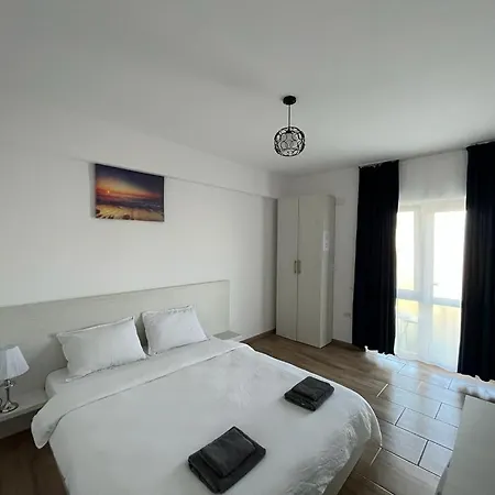 Glow De Inchiriat 3*