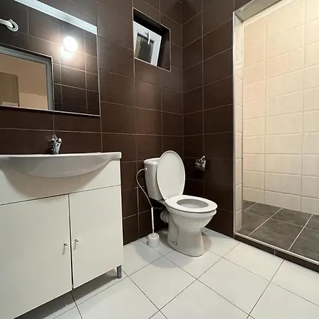 Glow De Inchiriat 3*